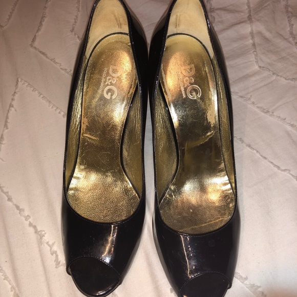 Dolce & Gabbana Black Peep Toe Pumps - Picture 4 of 7